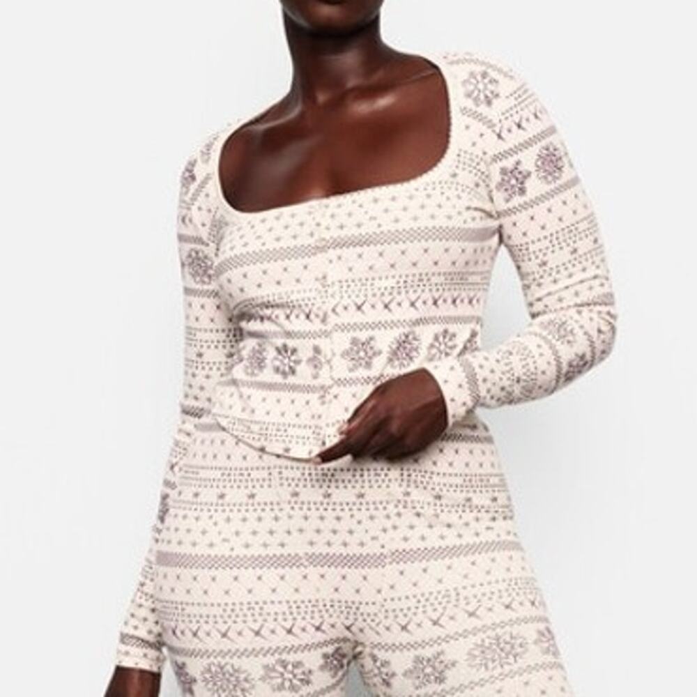 SKIMS Logo Plush Pointelle Henley Pullover Womens L Cream Fair Isle Long Sleeve
